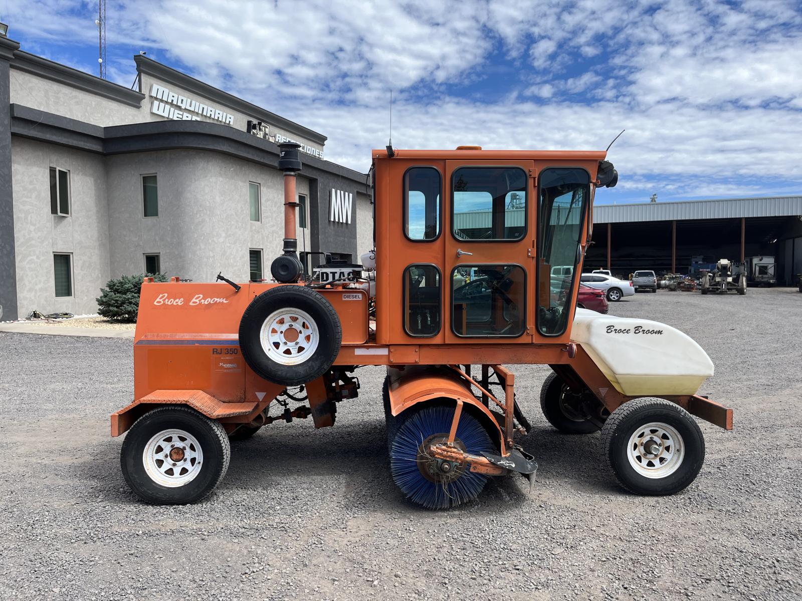 ./imagenes/INVOICE/2019/16394/BARREDORA BROCE RJ350 (11).JPG